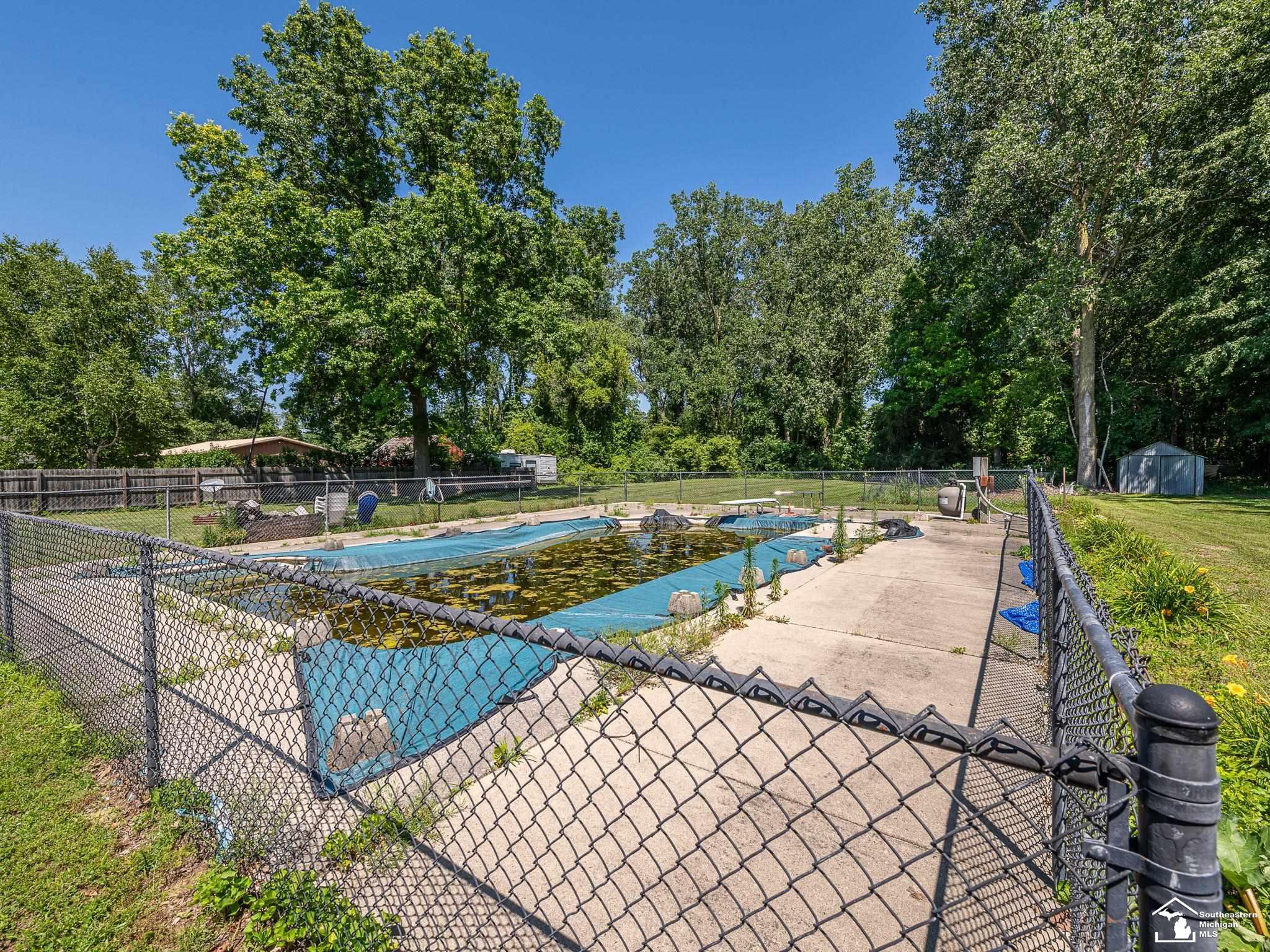 8340 Adler Road Lambertville, MI 48144 - Photo 13 of 15