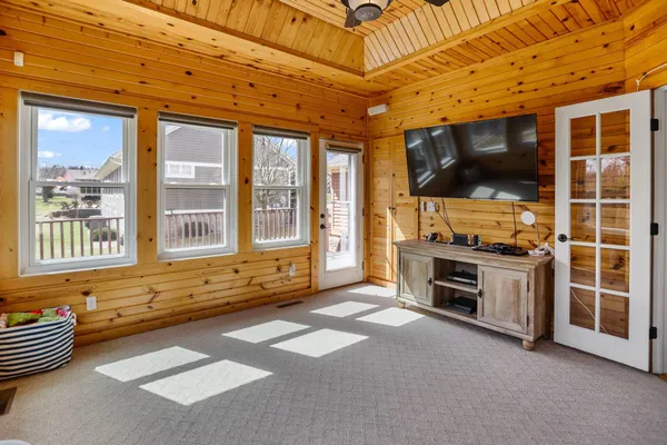 $650,000 | 1929 Woodcrest Drive Northeast, Owatonna, MN 55060