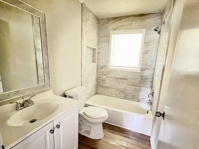 1172 Tabernacle Road Covington, TN 38019 - Photo 7 of 13 a bathroom with a sink toilet and shower