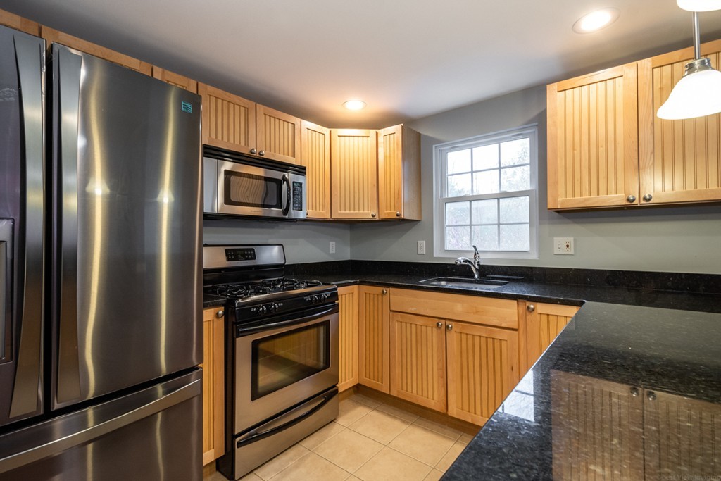 24 Turtle Brook Road, Unit 24 Canton, MA 02021 - Photo 10 of 29 Gallery Image 10
