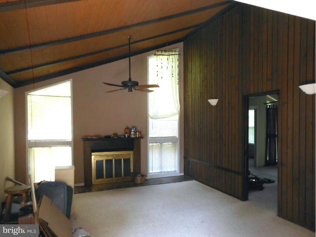 149 Magnolia Road Sterling, VA 20164 - Photo 12 of 27 Living Room