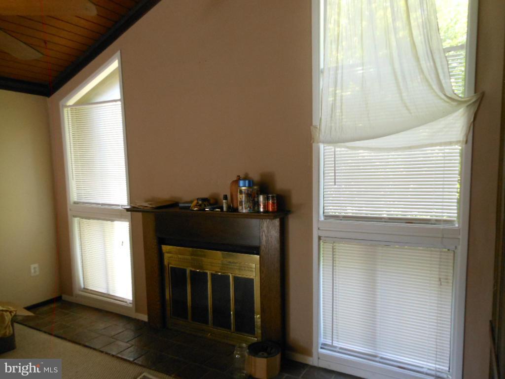 149 Magnolia Road Sterling, VA 20164 - Photo 15 of 27 Living Room Fireplace