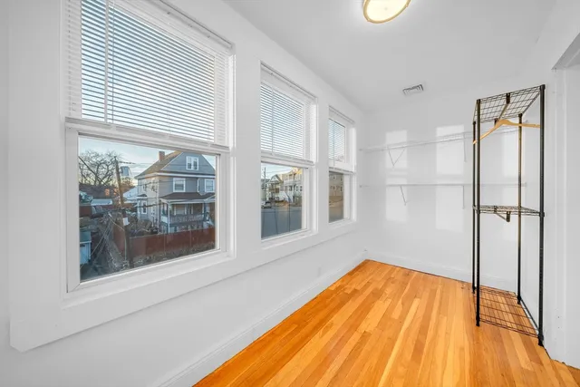 $3,300 | 127 Henry Avenue, Unit 2A, Lynn, MA 01902