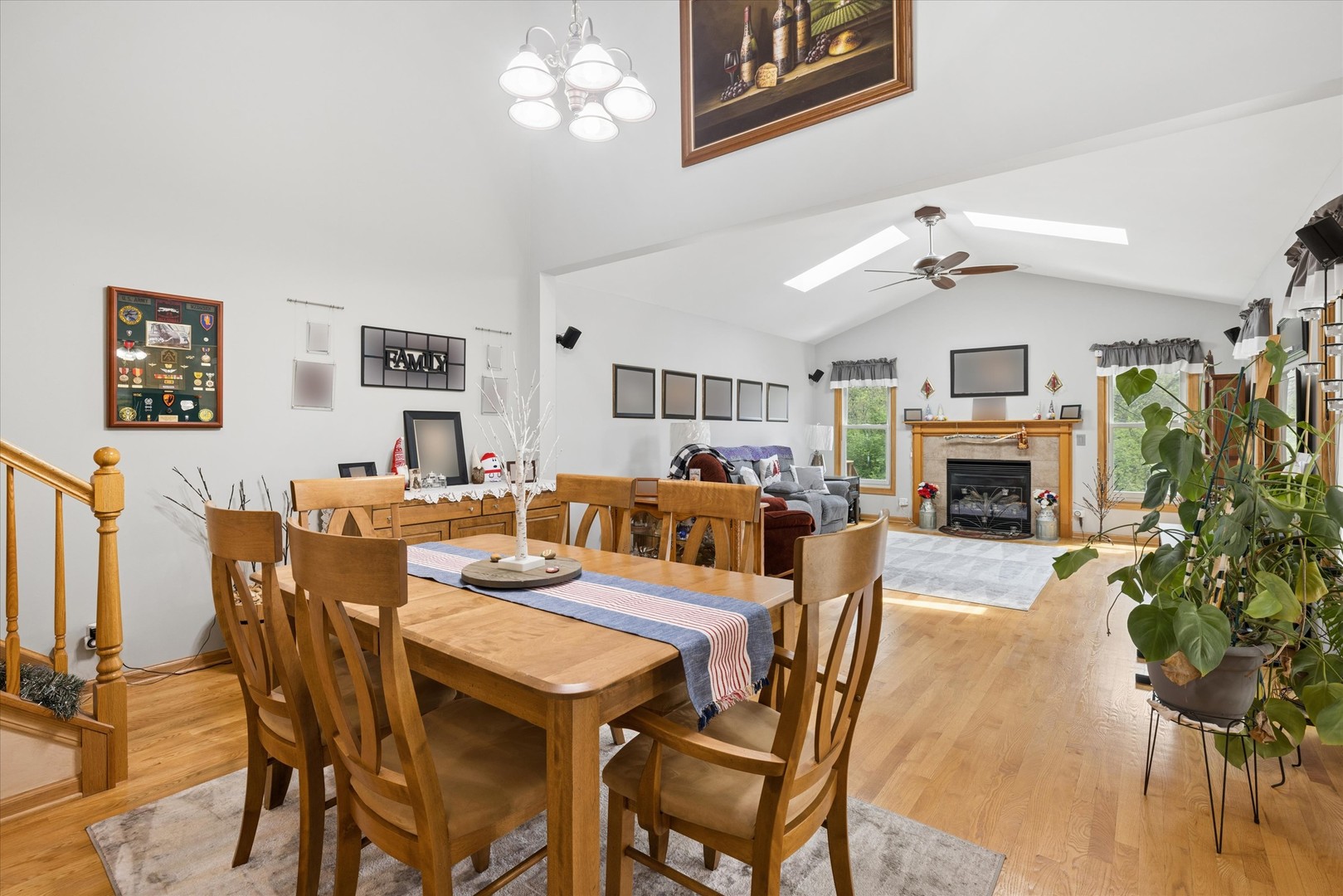 1479 Mackenzie Lane Elgin, IL 60120 - Photo 5 of 26