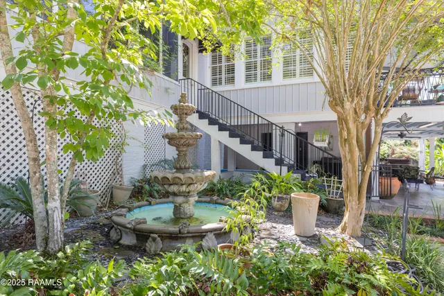 $1,275,000 | 623 East Main Street, New Iberia, LA 70560