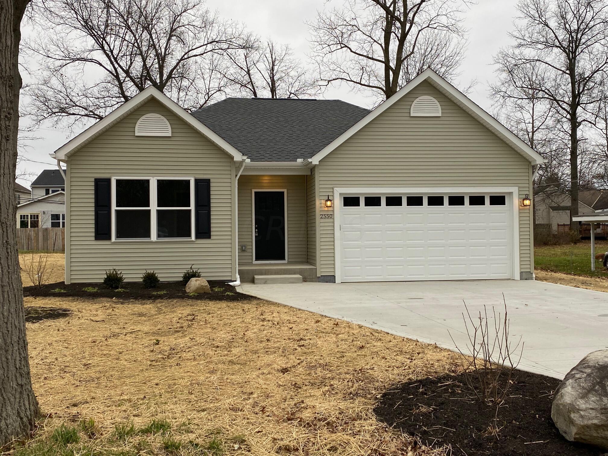 2550 Claridon Road Columbus, OH 43231 - Photo 1 of 24 IMG_2346(1)
