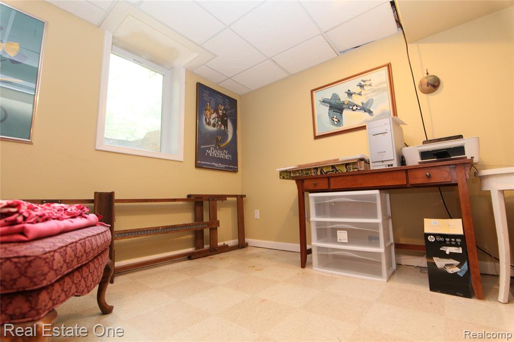 483 Rochdale Drive South Rochester Hills, MI 48309 - Photo 35 of 36