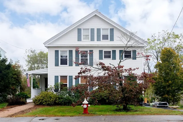 $465,000 | 8 Elm Street, North Brookfield, MA 01535