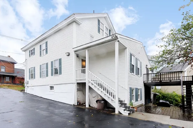 $465,000 | 8 Elm Street, North Brookfield, MA 01535