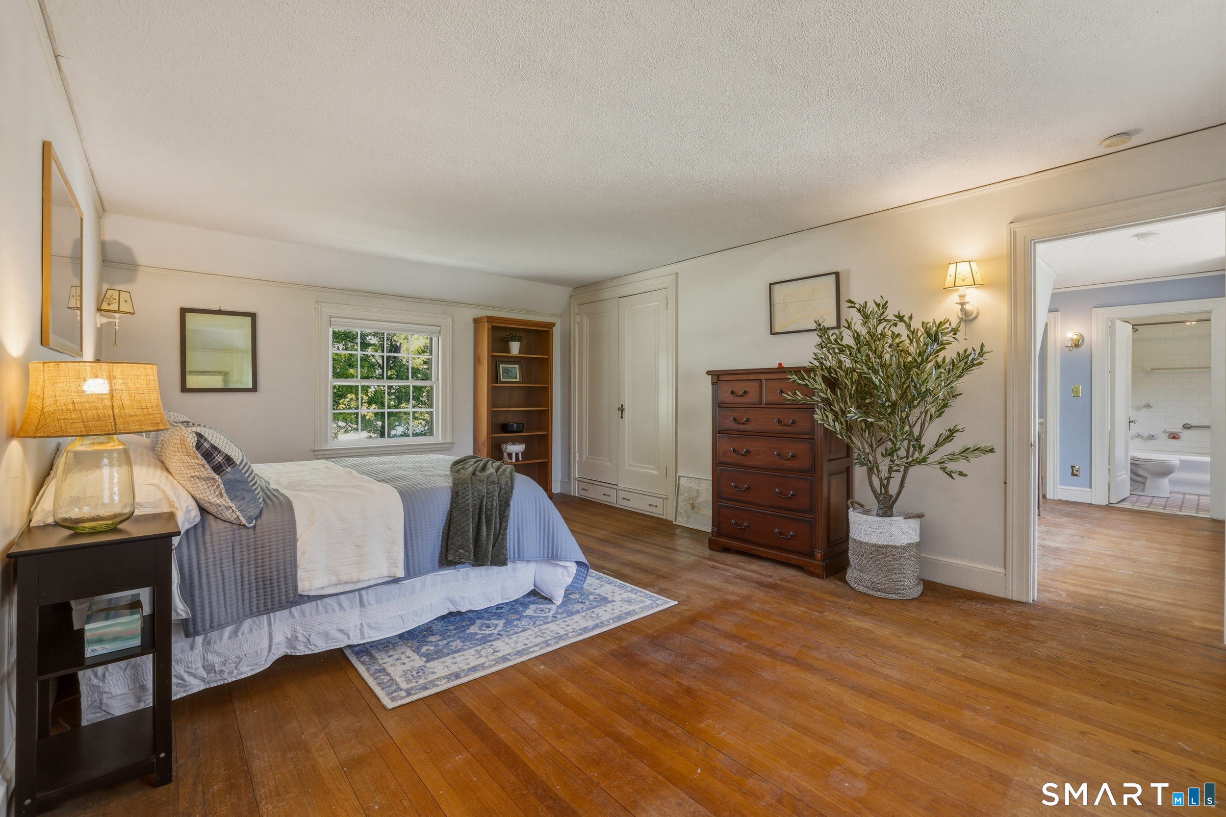 9 Bainbridge Road West Hartford, CT 06119 - Photo 22 of 40