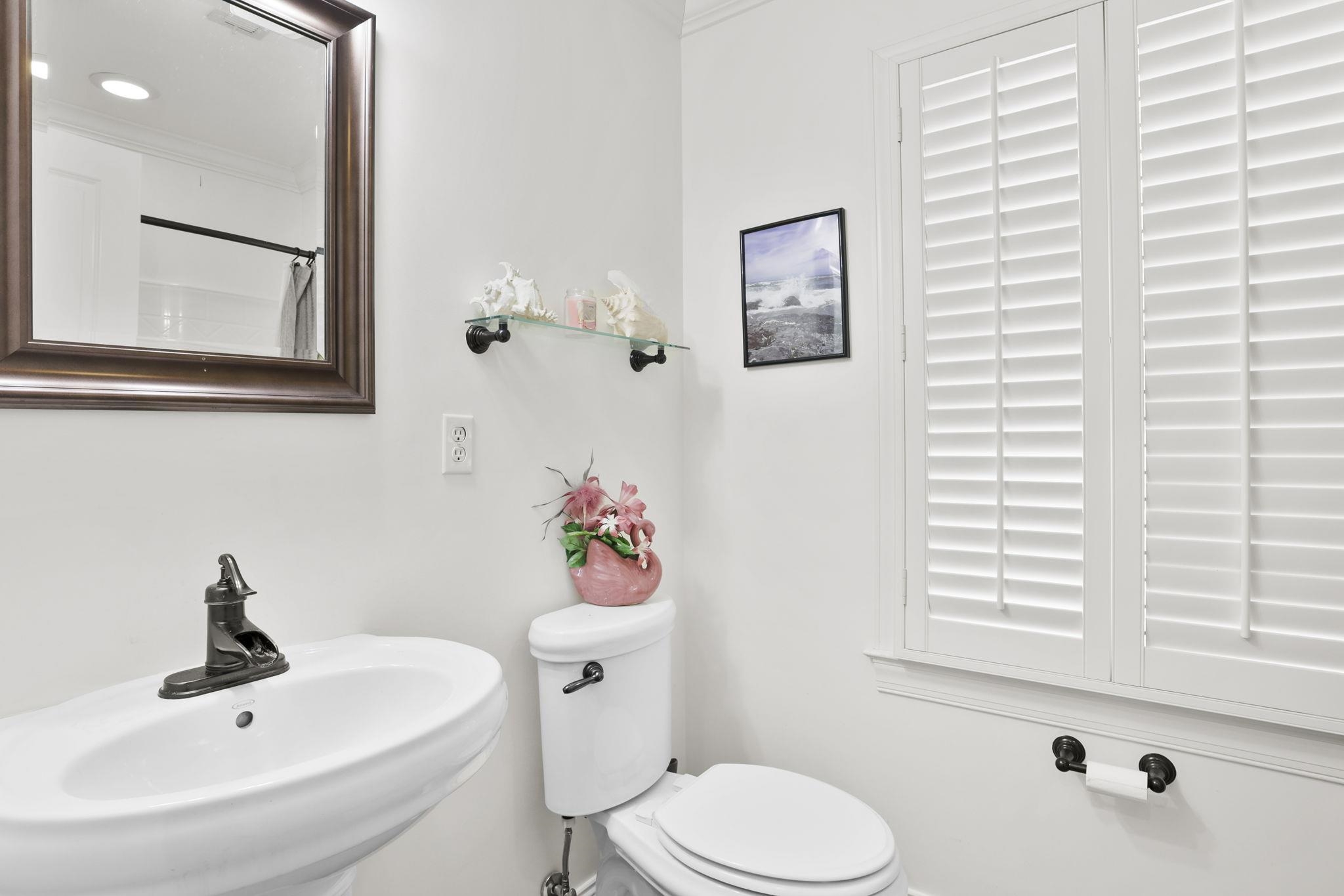 250 Thompson Road Taylors, SC 29687 - Photo 15 of 33