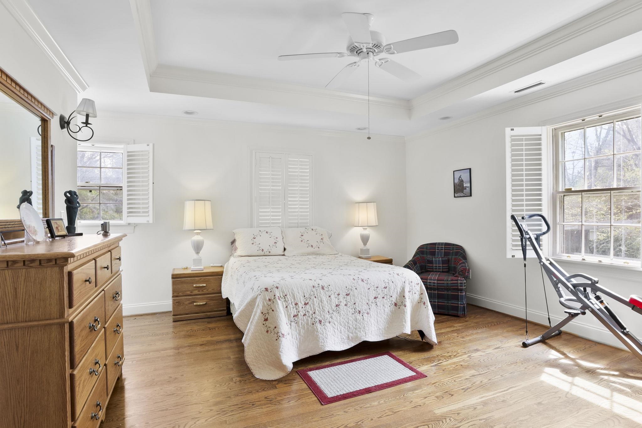 250 Thompson Road Taylors, SC 29687 - Photo 16 of 33