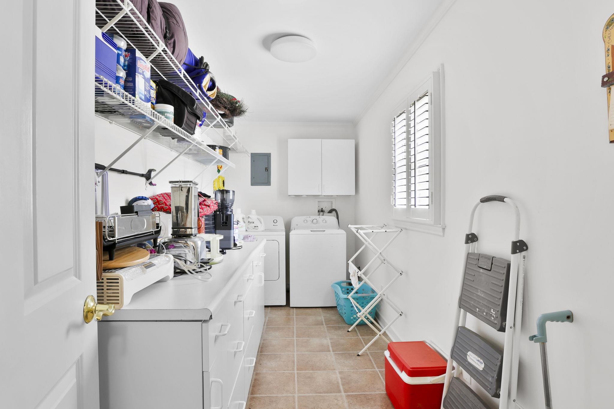 250 Thompson Road Taylors, SC 29687 - Photo 20 of 33