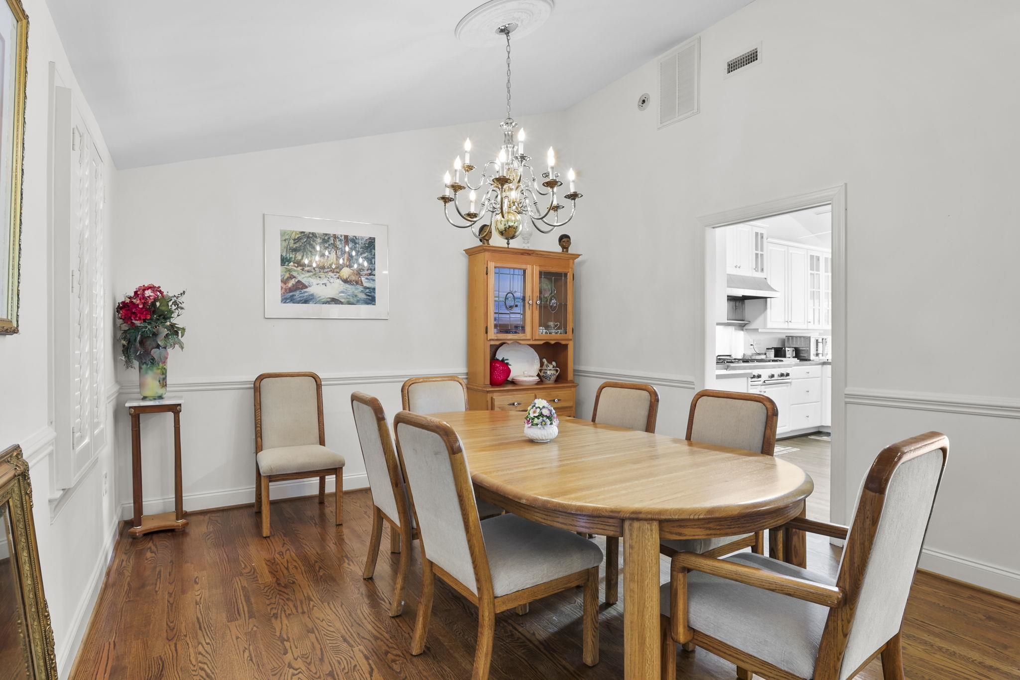 250 Thompson Road Taylors, SC 29687 - Photo 10 of 33