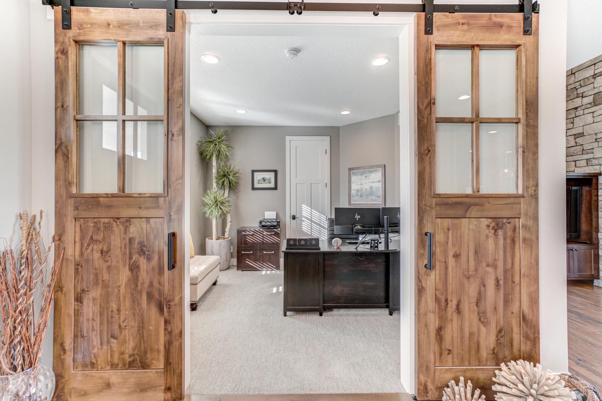 340 Lindsay Road Hudson, WI 54016 - Photo 4 of 56 Gallery Image 4