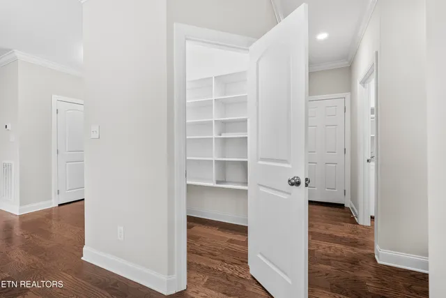 $469,000 | 112 Gadusi Circle, Loudon, TN 37774