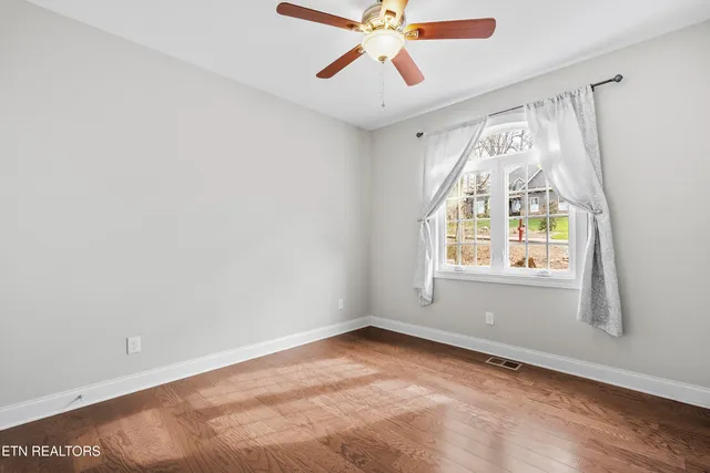 $469,000 | 112 Gadusi Circle, Loudon, TN 37774