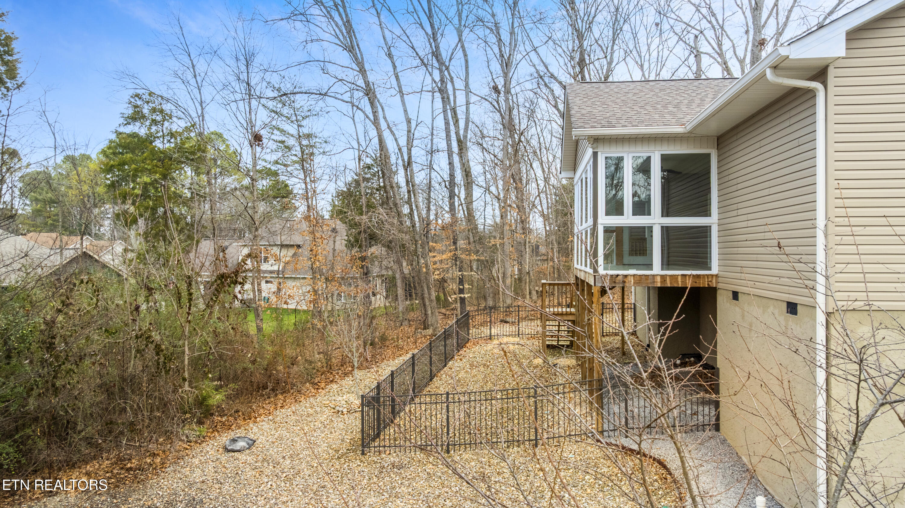 112 Gadusi Circle Loudon, TN 37774 - Photo 29 of 36 Backyard