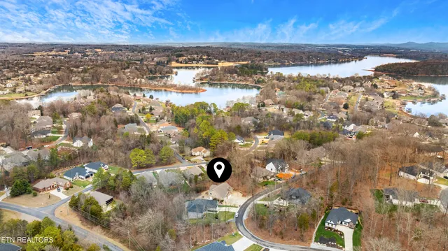 $469,000 | 112 Gadusi Circle, Loudon, TN 37774