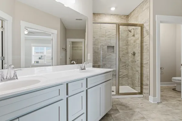 $435,000 | 1425 Suzanne Drive, Murfreesboro, TN 37128
