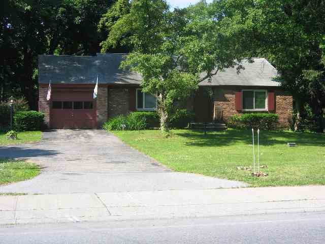 2278 Troy Schenectady Road Niskayuna, NY 12309 - Photo 1 of 7 Photo 1