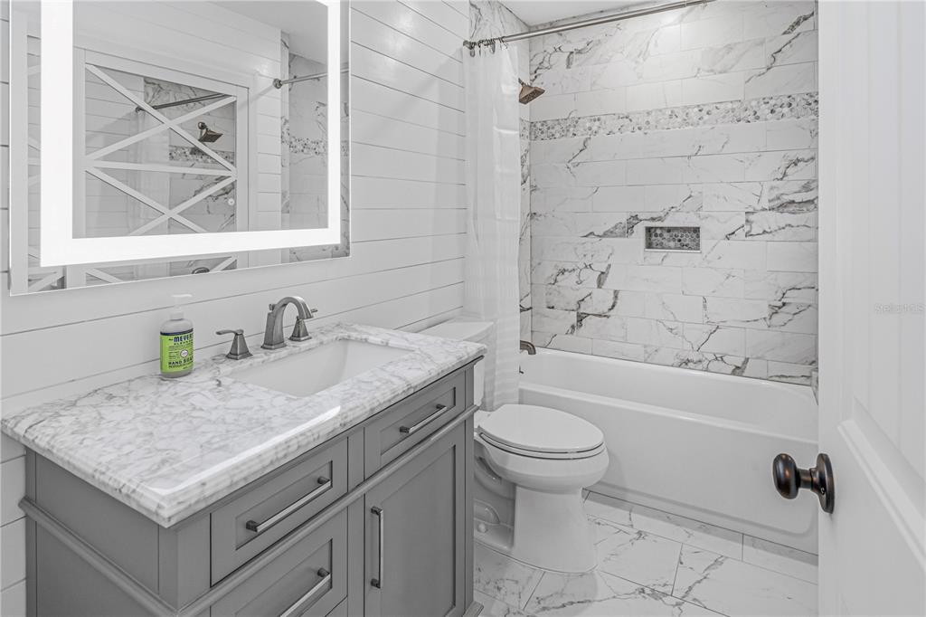 612 Northwest 101st Street Gainesville, FL 32607 - Photo 16 of 35