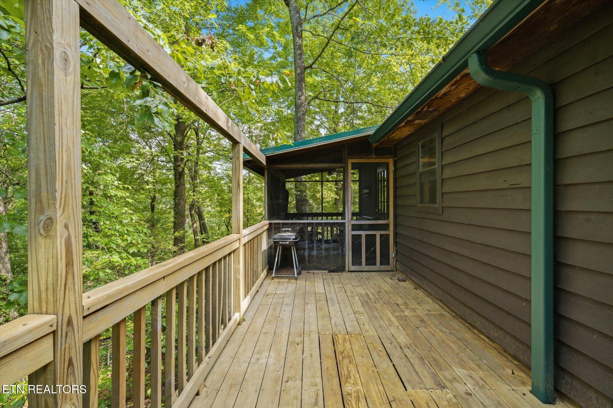 759 Ridgefield Drive Sevierville, TN 37876 - Photo 30 of 33 35-759-Ridgefield-Dr-Sevierville-TN-35