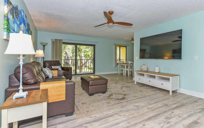 150 Pineview Road, Unit L6 Jupiter, FL 33469 - Photo 4 of 21 150 Pineview Rd Apt L6 Jupiter-small-011