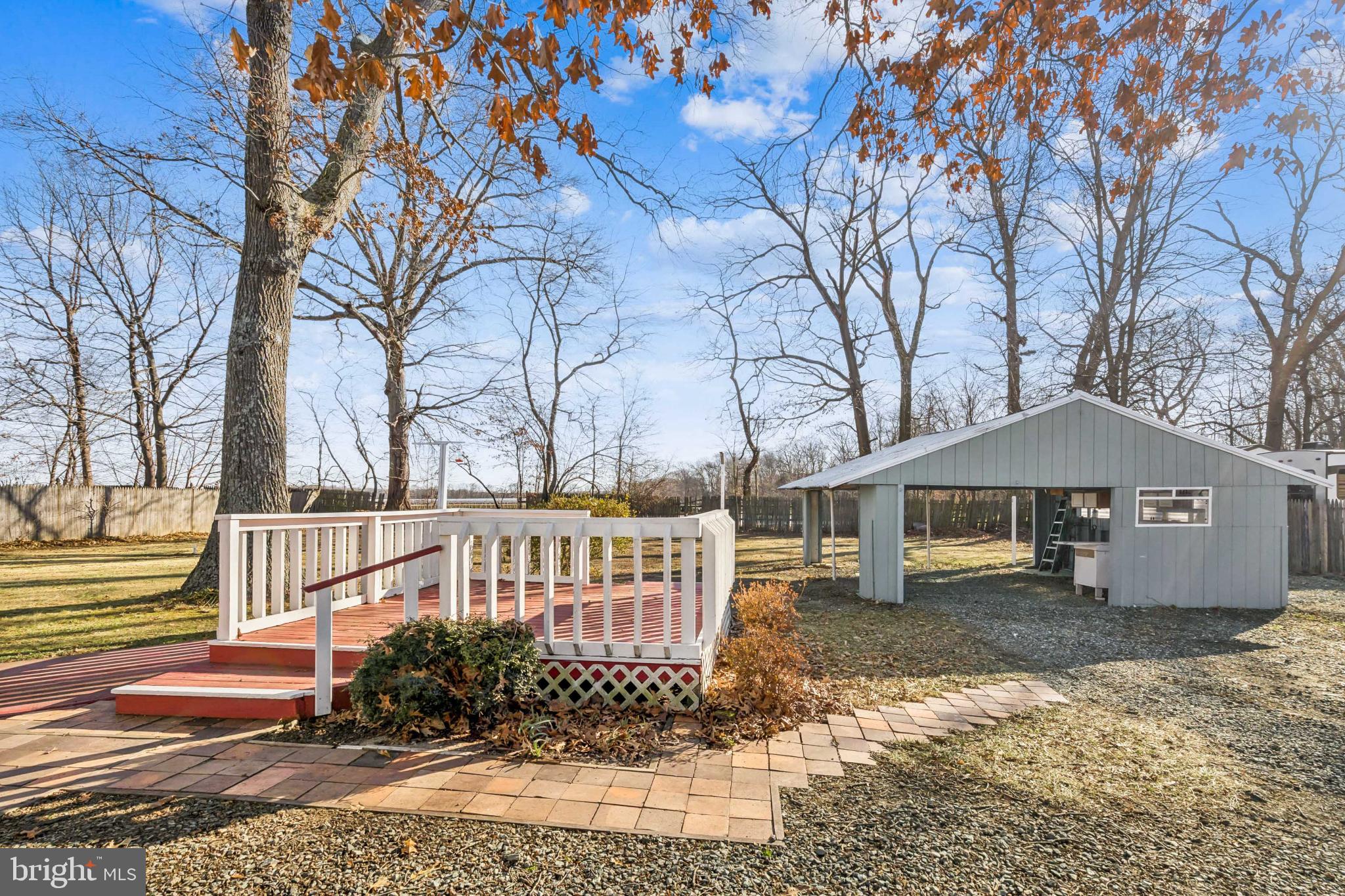 255 South Woodruff Road Bridgeton, NJ 08302 - Photo 22 of 25 a front view of a house with garden