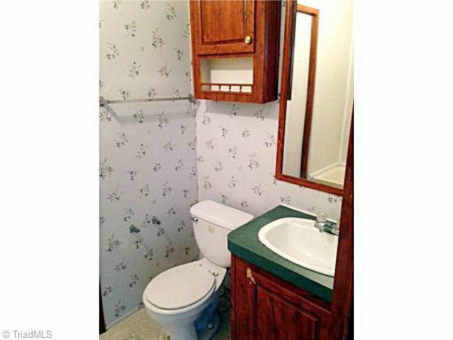 482 Mabe Road Star, NC 27356 - Photo 11 of 11 Bath.