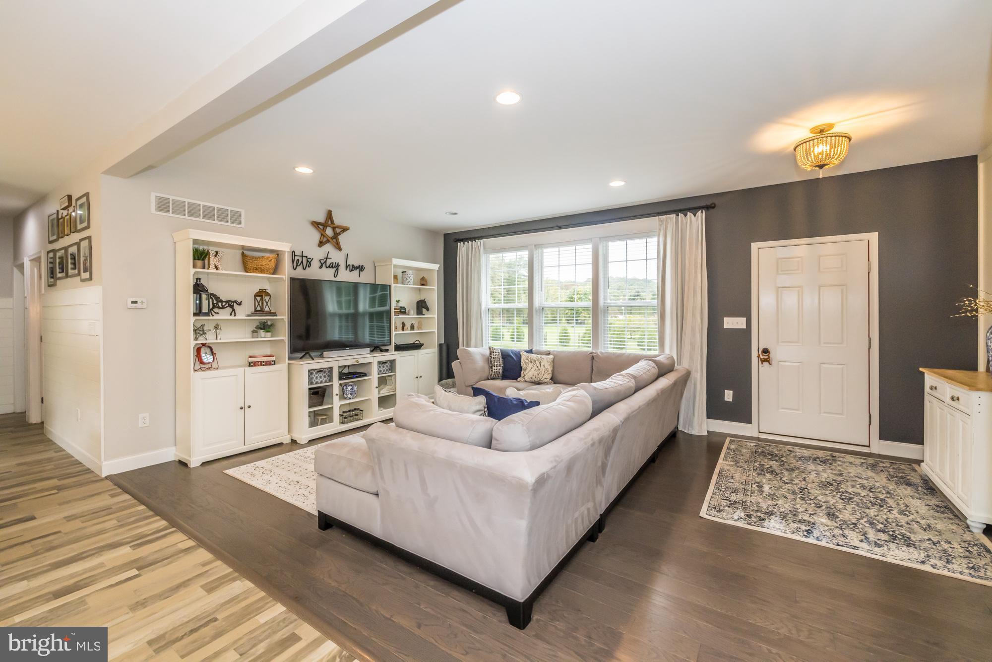 4162 Conestoga Road Elverson, PA 19520 - Photo 6 of 49 Sun filled Great Room