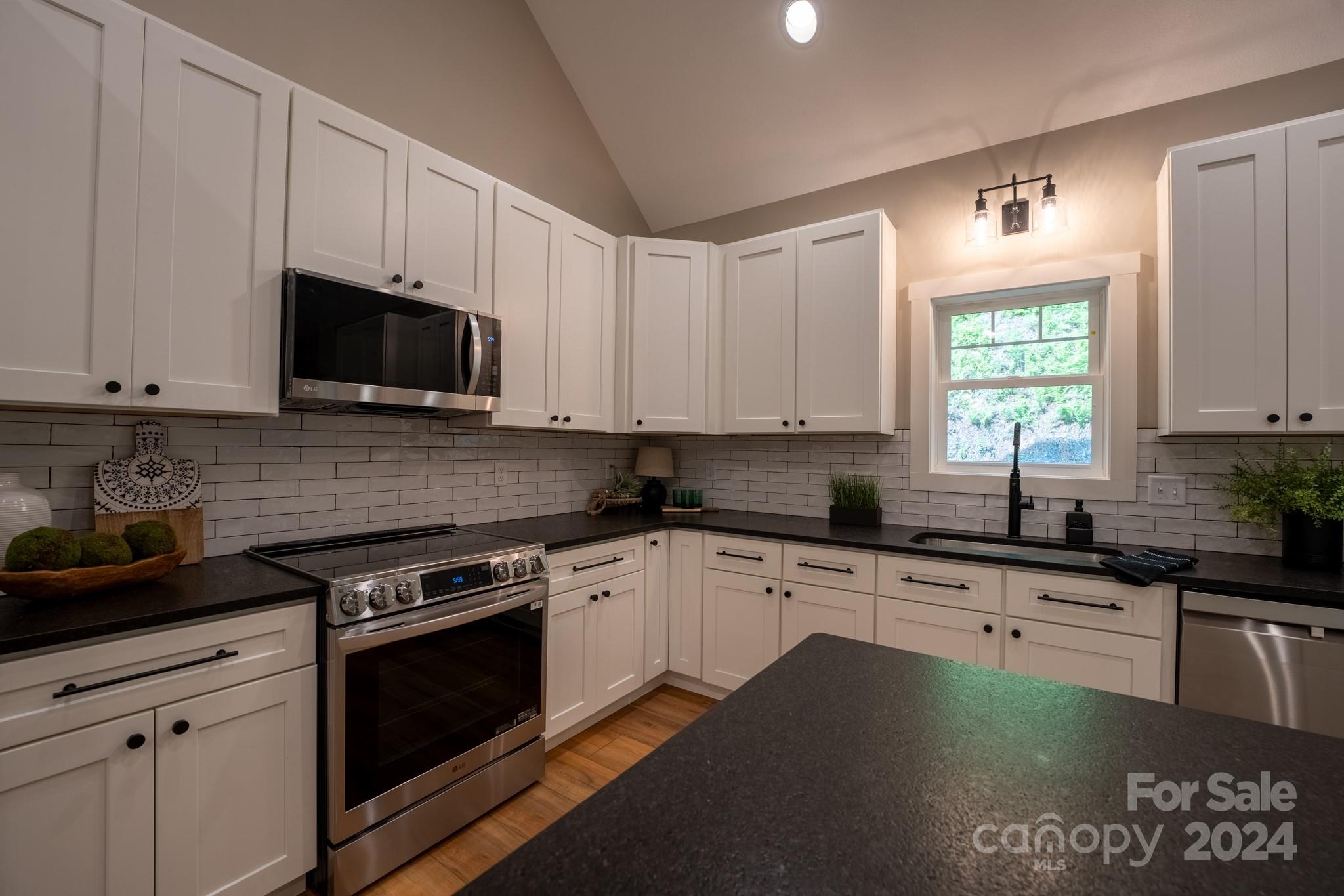 236 Blue Cedar Road Sylva, NC 28779 - Photo 7 of 25 Gallery Image 7