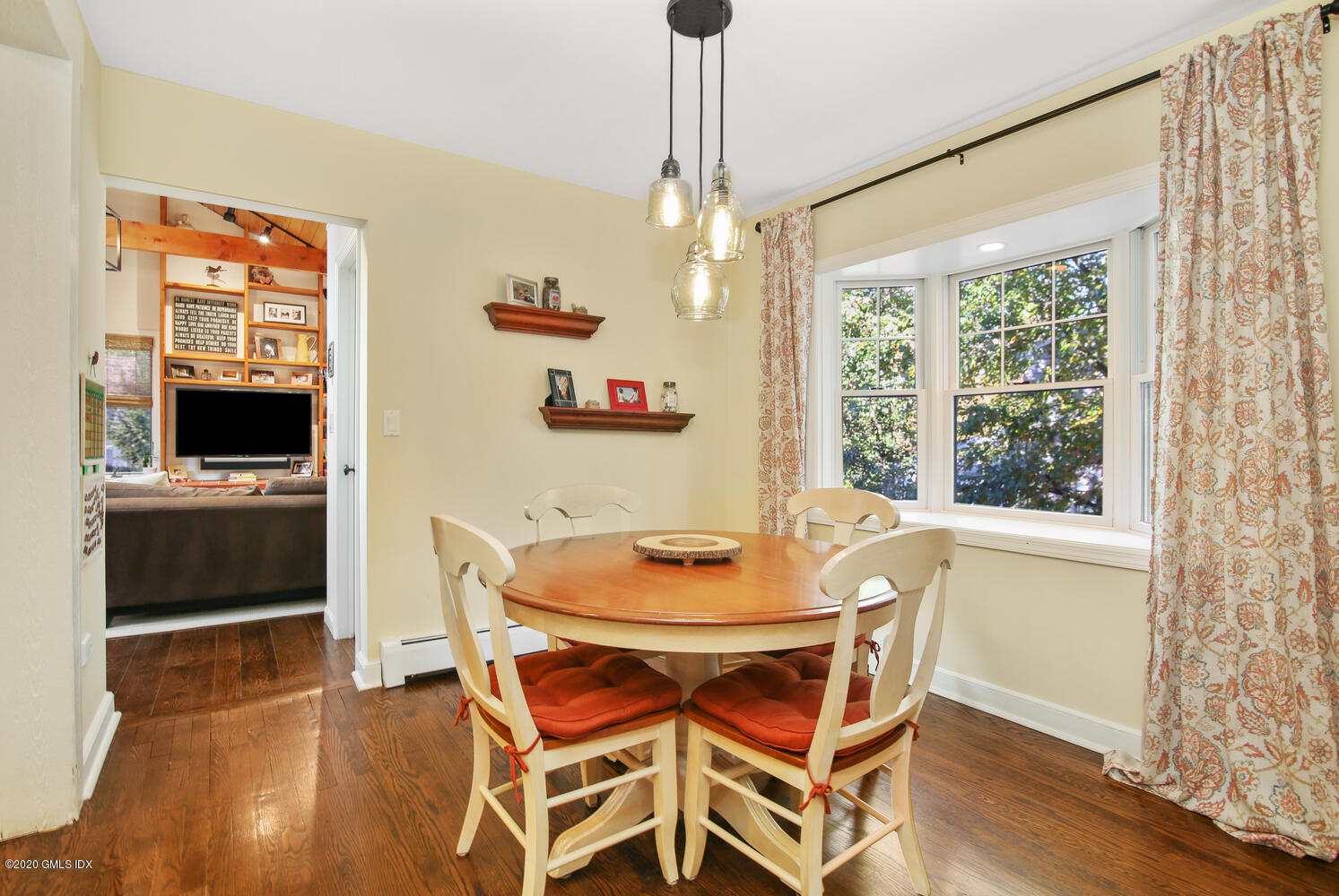 16 Ridge Road Cos Cob, CT 06807 - Photo 12 of 34 a dining room with furniture and window