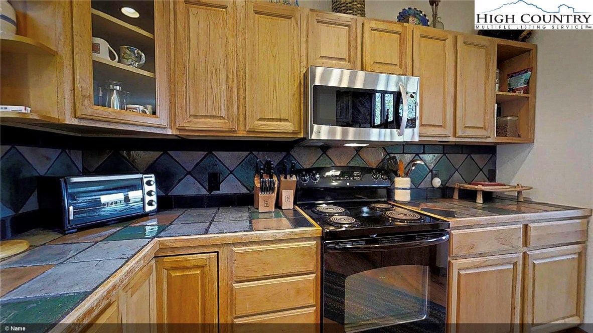 143 High Wray Boone, NC 28607 - Photo 10 of 31 Gallery Image 10