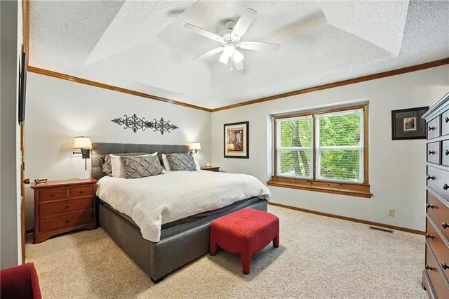 $410,000 | 14915 West 84th Terrace, Lenexa, KS 66215