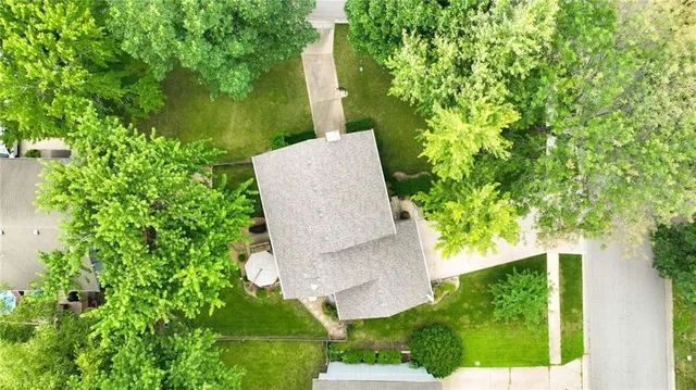 $410,000 | 14915 West 84th Terrace, Lenexa, KS 66215