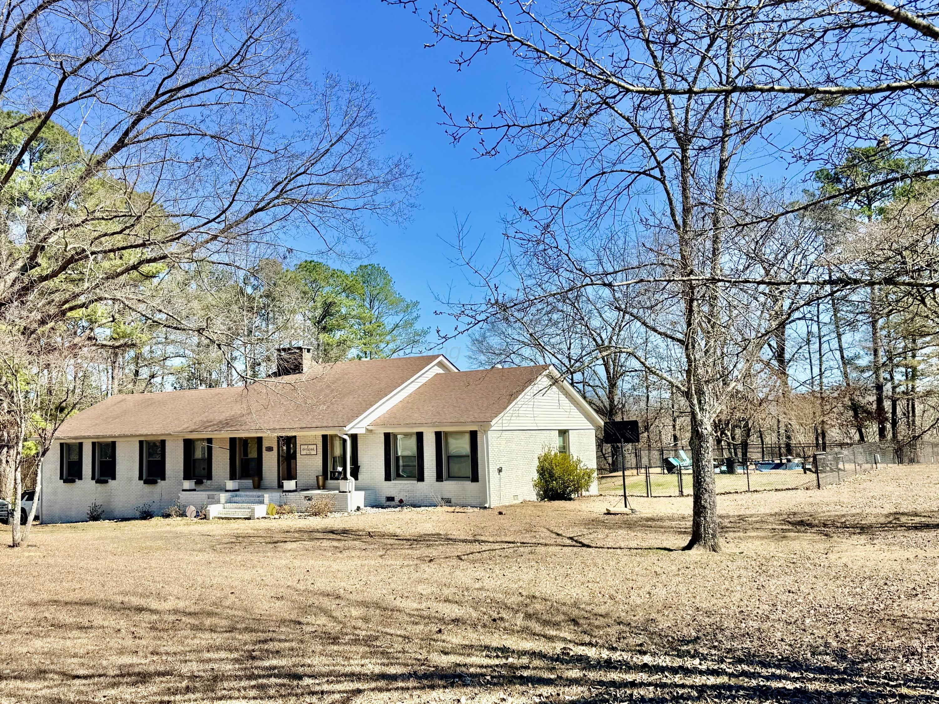 192 Broadway Road Winfield, AL 35594 - Photo 1 of 40 Front View