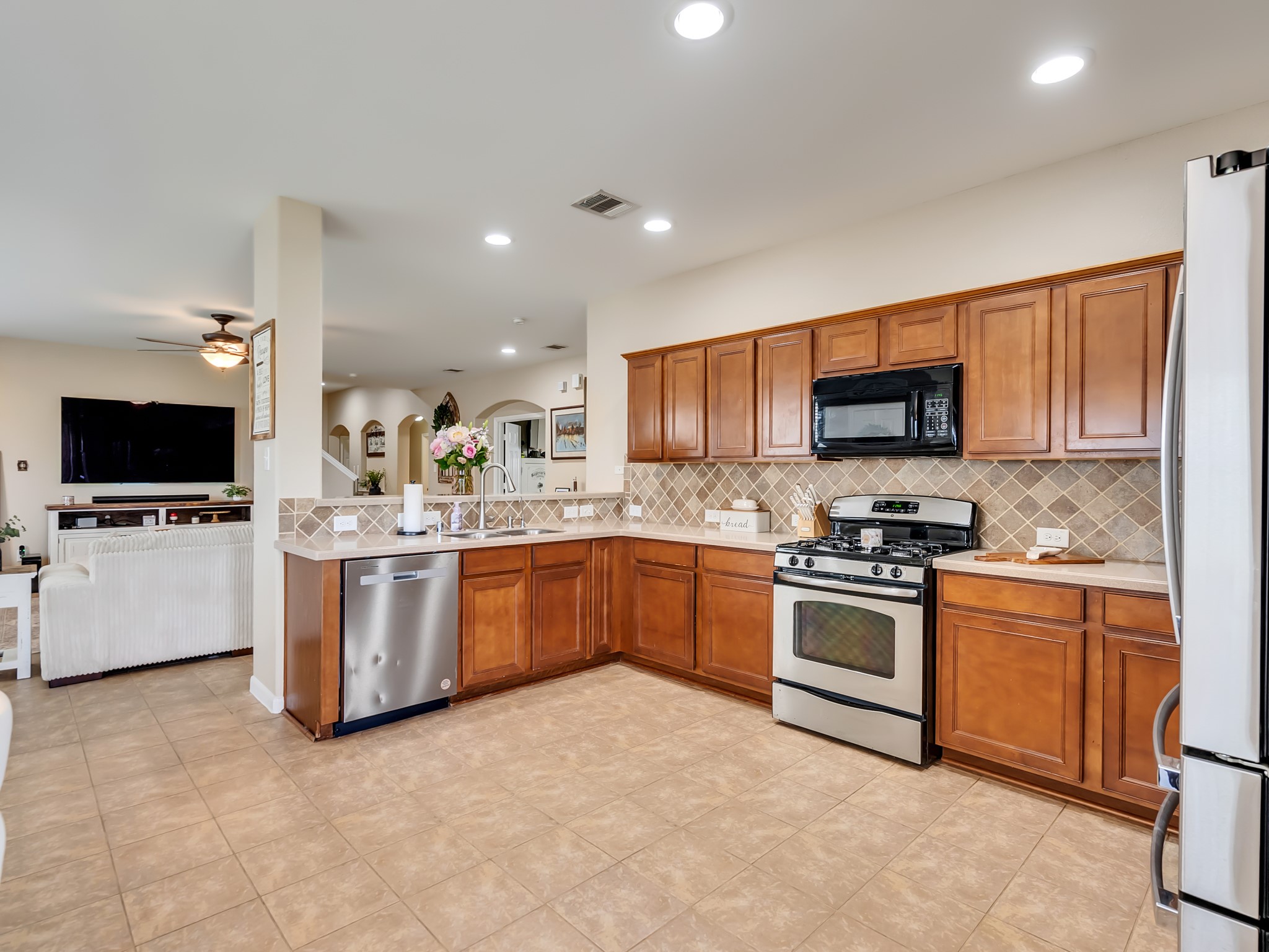 9015 Springcroft Court Tomball, TX 77375 - Photo 23 of 35
