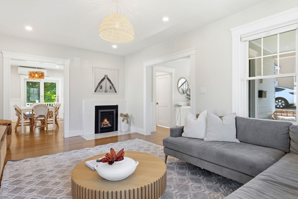 10 Bonad Road Winchester, MA 01890 - Photo 8 of 39