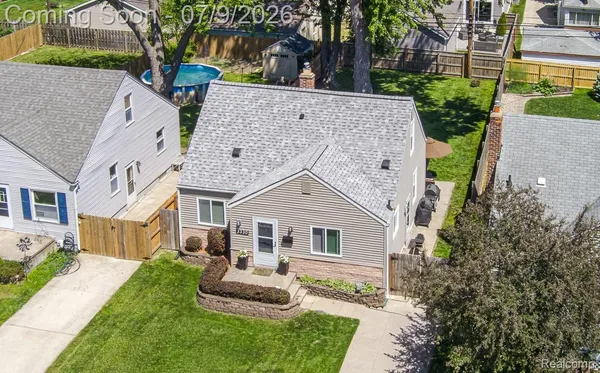 $319,900 | 3330 Ellwood Avenue, Royal Oak, MI 48073