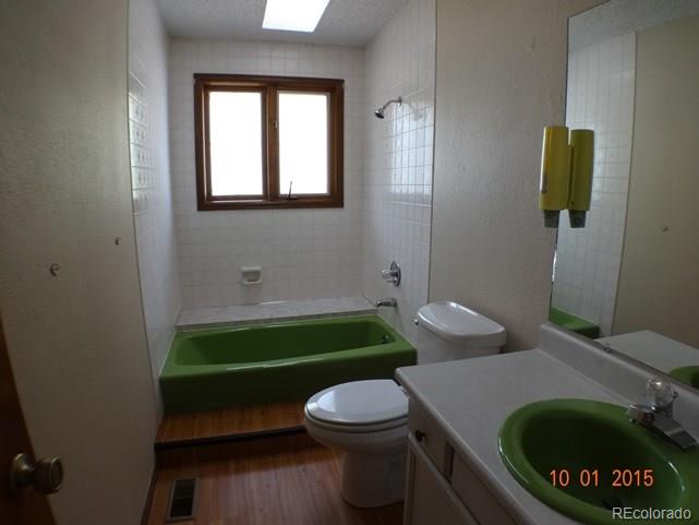 915 Kiowa-Bennett Road Bennett, CO 80102 - Photo 20 of 30