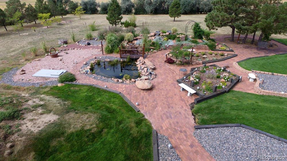 915 Kiowa-Bennett Road Bennett, CO 80102 - Photo 2 of 30