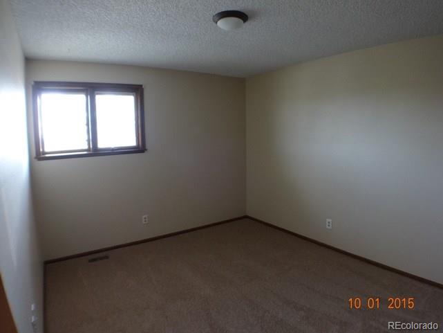 915 Kiowa-Bennett Road Bennett, CO 80102 - Photo 23 of 30