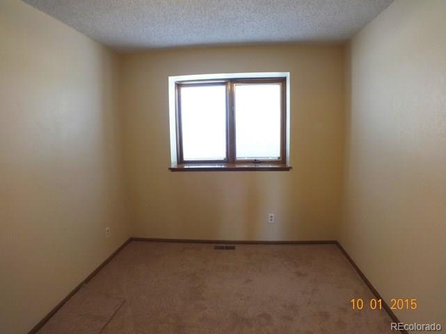 915 Kiowa-Bennett Road Bennett, CO 80102 - Photo 27 of 30