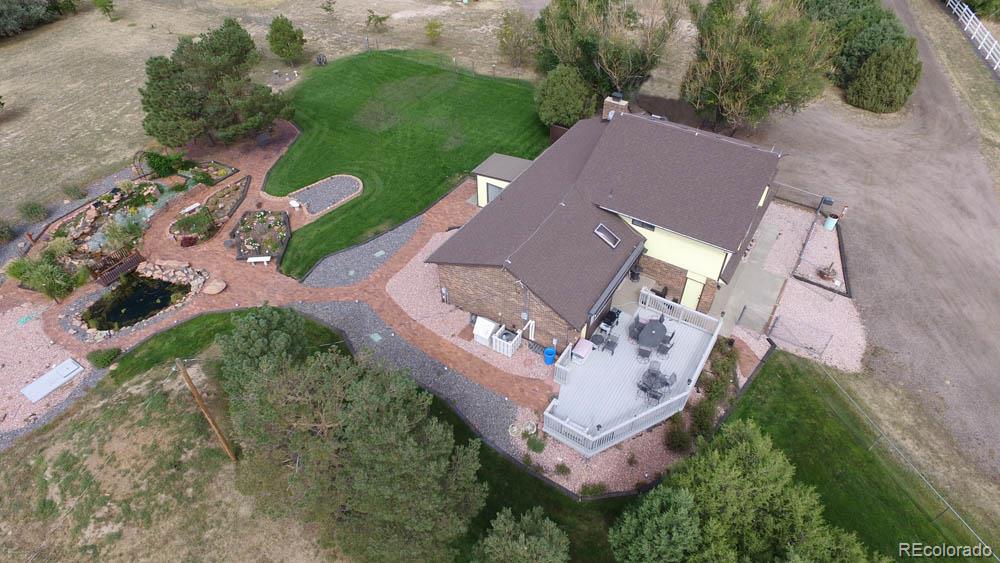 915 Kiowa-Bennett Road Bennett, CO 80102 - Photo 4 of 30