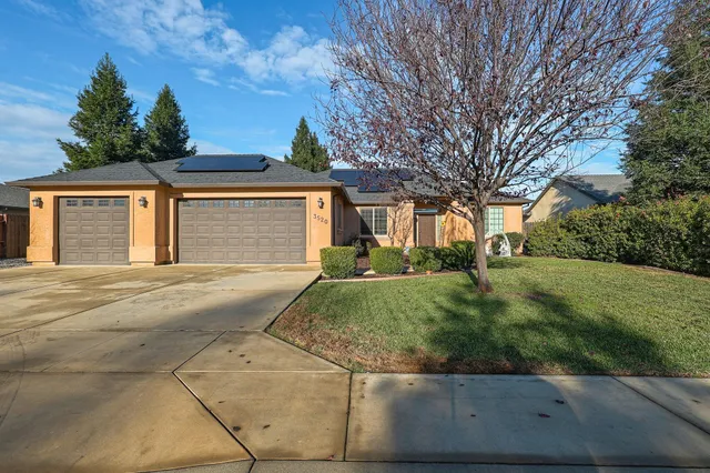 $458,900 | 3520 Humbug Drive, Anderson, CA 96007