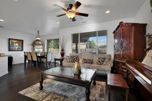 $458,900 | 3520 Humbug Drive, Anderson, CA 96007