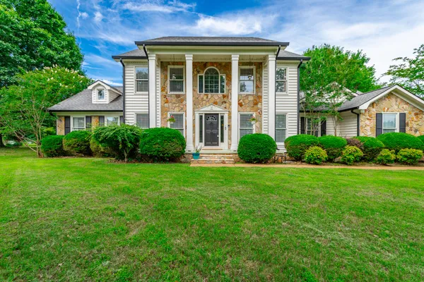$660,000 | 1834 Bay Pointe Drive, Hixson, TN 37343