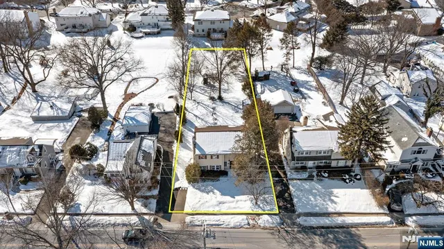 $899,000 | 232 West Midland Avenue, Paramus, NJ 07652