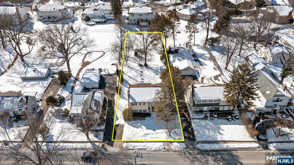 232 West Midland Avenue Paramus, NJ 07652 - Photo 14 of 14